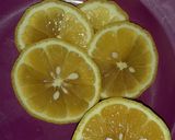 Foto langkah ke 2 dari resep Air Lemon Hangat.