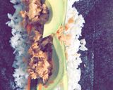 صورة لخطوة 5 من وصفة طريقة عمل السوشي 🍣 🥑🥒🥕🍚🍣😋😍
