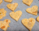 Foto del paso 5 de la receta: Galletas saladas de queso y aceitunas