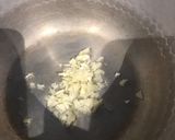 Foto langkah ke 2 dari resep Sayur bening tauge tahu.