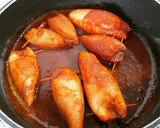 Foto del paso 9 de la receta: Calamares rellenos de carne y patatas a lo pobre