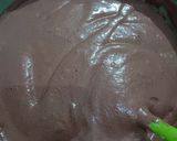 Foto langkah ke 6 dari resep Chocolate chiffon cake.