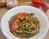 Foto langkah ke 4 dari resep Tumis Jamur Enoki dan Kangkung.