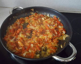 Foto del paso 3 de la receta: Fideuá rico rico y sencillo de la Brigada Espartana