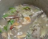 รูปขั้นตอนการทำที่ 9 ของ แกงเลียงปลีกล้วยบวบปลาย่าง กุ้ง