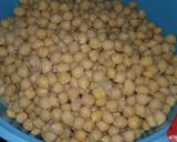 A picture of step 1 of Dhaba style chana chaat.