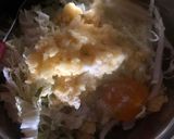 Foto langkah ke 3 dari resep Omelette Sawi Kentang.