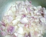 A picture of step 2 of Masala peas.