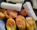 Foto del paso 2 de la receta: Almuerzo🍱casero🍛tajadas de plátano maduro🍟y yucas doradas...🍛🍱🫛