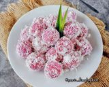 Foto langkah ke 4 dari resep Klepon Buah Naga Merah.