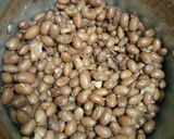 A picture of step 1 of Yellow bean with brown chapati.