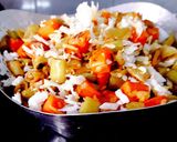 A picture of step 2 of Carrot-Beans-Coconut Vepudu.
