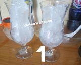 A picture of step 2 of Pink Layered ribena mocktail.