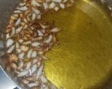 A picture of step 4 of Rice and beans with oil and pepper.