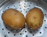 Foto langkah ke 1 dari resep Simple Mashed Potatoes.