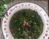 Foto langkah ke 3 dari resep Tumis kangkung saus tiram.