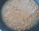Foto del paso 3 de la receta: Pasta fideuá con salmón
