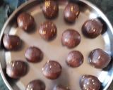 ચોકલેટ બોલ્સ (Chocolate Balls Recipe In Gujarati) રેસીપી સ્ટેપ3ફોટો