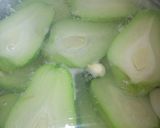 Foto del paso 1 de la receta: Chayote cremoso y relleno de jamón a la Mario, s