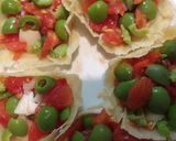 Foto del passaggio 5 della ricetta Cestini di parmigiano all'insalata