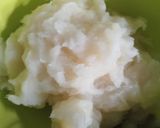 Foto langkah ke 2 dari resep Stik Singkong Keju.