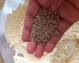 A picture of step 1 of Besan ka papad.