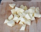 Foto del paso 1 de la receta Crema fría de coliflor y manzana