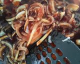 Gambar langkah 6 resipi Telur Masak Masam - Manis.