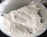 A picture of step 1 of Mango Shake.