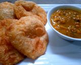 A picture of step 7 of Kachori with tarkari.