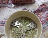 عکس مرحله 2 از دستور زعتر ساده و زعتر بادامی