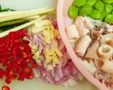 Foto langkah ke 1 dari resep Tumis Cumi Asin Petai.