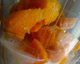 Foto langkah ke 2 dari resep Smoothies Mangga.