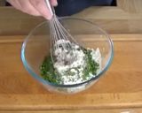 A picture of step 1 of Spätzle.