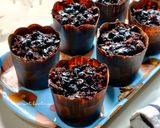 Foto langkah ke 7 dari resep Muffin Coklat Kukus.