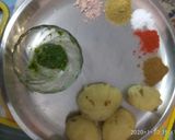 A picture of step 1 of Pani puri.