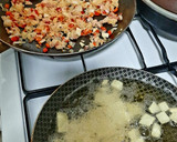 Foto del paso 1 de la receta: Tortilla de papas, cebolla, morrón y panceta ahumada