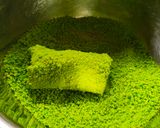 Foto langkah ke 8 dari resep Risol isi Pisang Keju Matcha (1258).