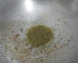 A picture of step 2 of Corn Capsicum Masala.