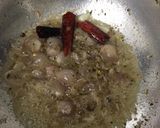 உள்ளி வெங்காயம் ஊறுகாய் (Ulli Vengayam Urugaai Recipe in Tamil) ரெசிபி ஸ்டேப் 4 புகைப்படம்