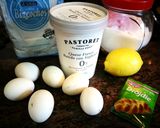 Foto del paso 1 de la receta Buñuelos con queso y yogur 0% al limón 🍋 🍋 🍋