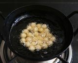 A picture of step 4 of Savory Cheedai (Uppu Cheedai in Tamil).