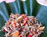 Foto langkah ke 4 dari resep Tumis teri bawang merah.