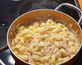 Foto del paso 5 de la receta: Tortellini de queso con nata y bacon