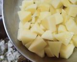 A picture of step 4 of Masoor chicken biryani.