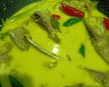 Gambar langkah 3 resipi Masak Lemak Cili Api Kepala Ikan Tenggiri.