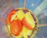 Foto langkah ke 2 dari resep Jus Mangga 🥭 & Tomat 🍅.