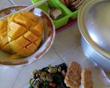 Foto langkah ke 6 dari resep Tumis Kangkung Hati Ayam.