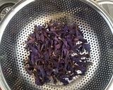 عکس مرحله 1 از دستور دمنوش گل گاو زبان
