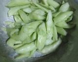 Hình bước làm 2 của món Cá nấu dọc mùng